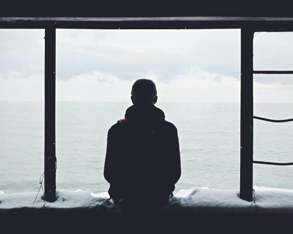 Digital Minimalism: Streamlining Your Tech Life for Greater Productivity